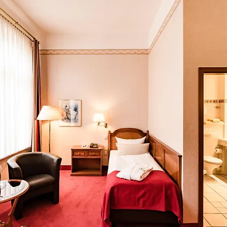 Отель 53°hotel Бад-Цвишенан