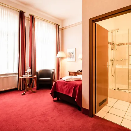 53°hotel 4* Бад-Цвишенан